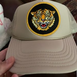 READ NFS —FYI READ -AUTHENTIC Dreamland Aviator Nation Trucker Hat$46 ONLY